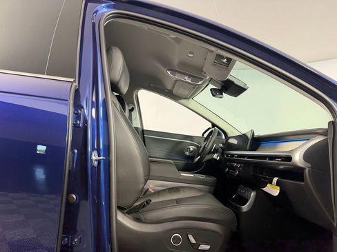 Used 2026 Hyundai Ioniq 9 SEL image 32