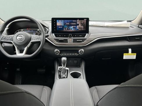 New 2026 Nissan Altima 2.5 SV FWD image 15