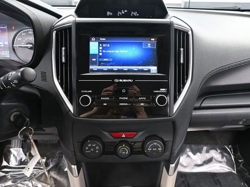 Used 2023 Subaru Forester AWD/4WD image 31