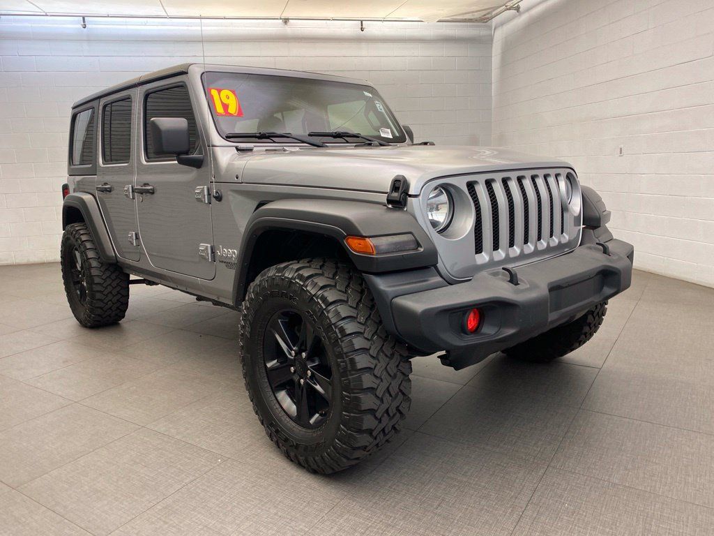 Used 2019 Jeep Wrangler Unlimited Sport S AWD/4WD image 5