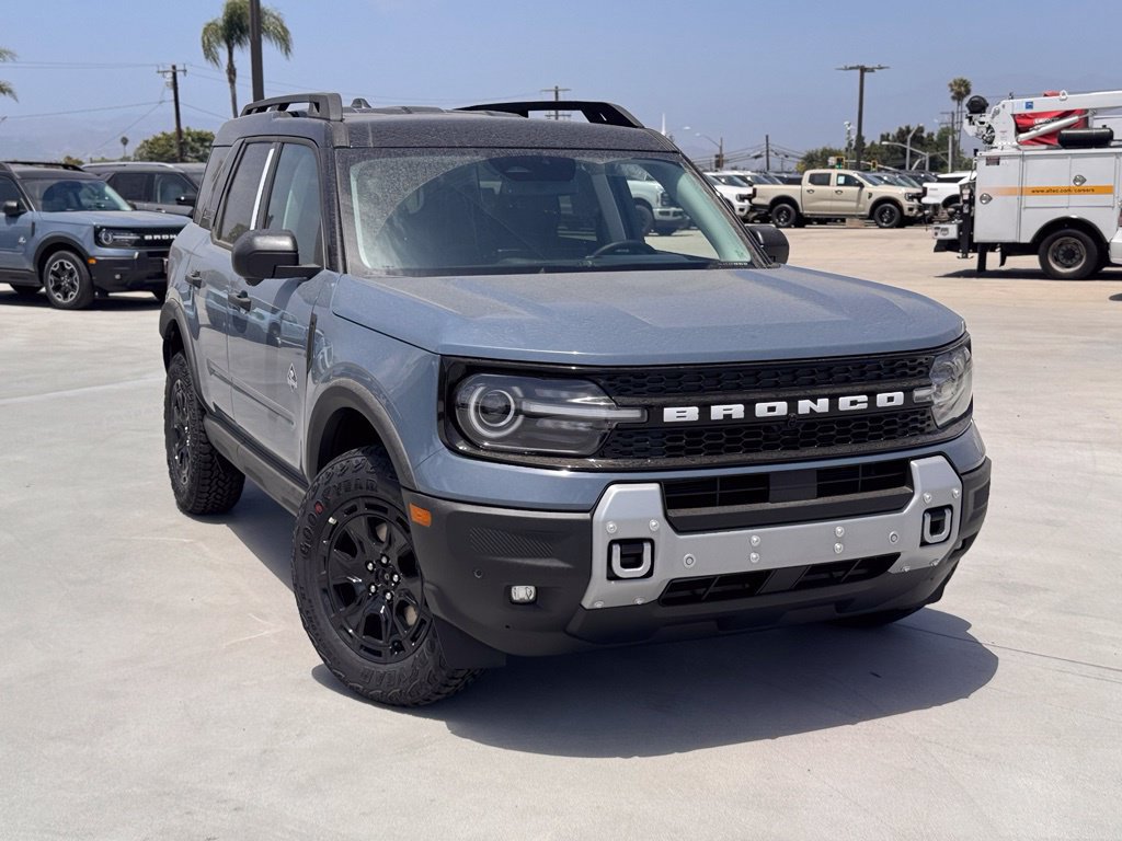 New 2026 Ford Bronco Sport Outer Banks w/ Sasquatch Outer Banks Package AWD/4WD image 2