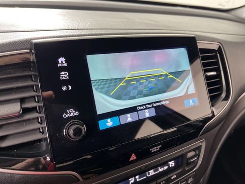 Used 2022 Honda Pilot Sport image 32