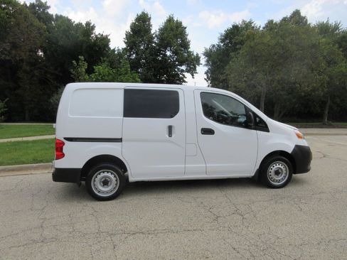 Used 2018 Nissan NV200 S w/ Cruise Control Package FWD image 9