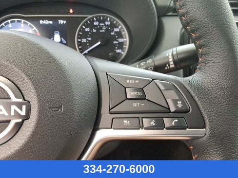 New 2025 Nissan Versa SR w/ Trunk Package image 24