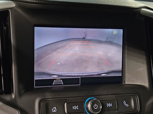 Used 2023 GMC Terrain SLE image 29