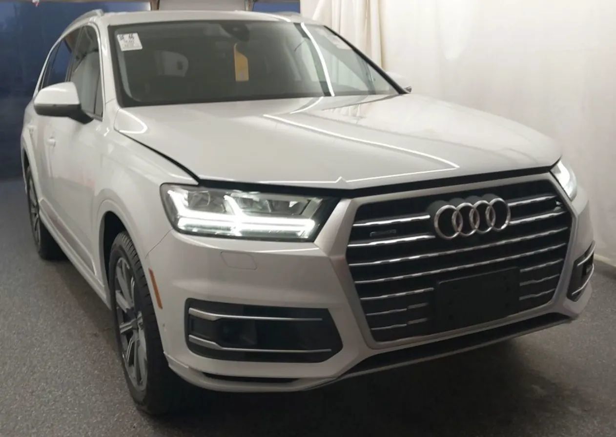 Used 2019 Audi Q7 3.0T Premium Plus AWD/4WD image 4