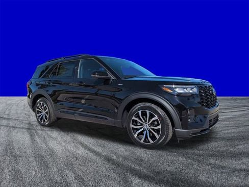 New 2026 Ford Explorer ST-Line RWD image 2