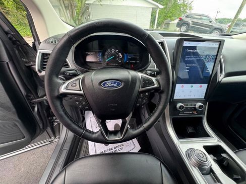 Used 2024 Ford Edge SEL w/ Cargo Accessory Package AWD/4WD image 16