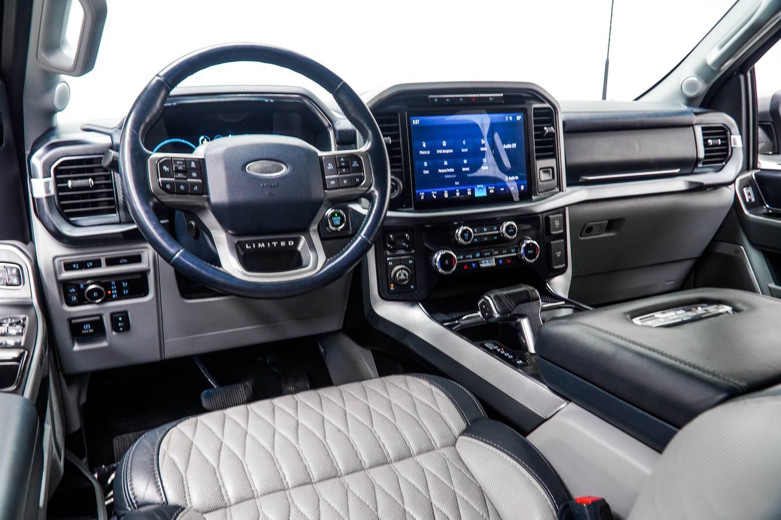 Used 2023 Ford F150 Limited AWD/4WD image 16