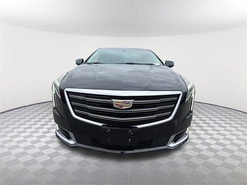 Used 2019 Cadillac XTS Luxury image 2