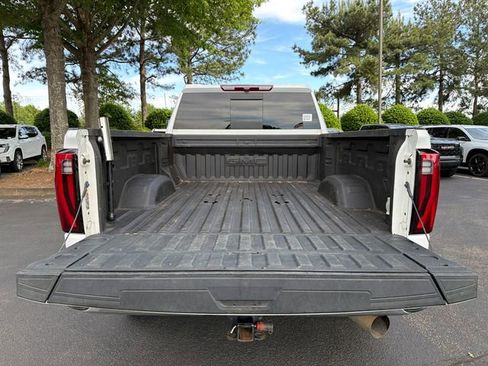 Used 2024 GMC Sierra 2500 SLT w/ SLT Premium Package AWD/4WD image 18