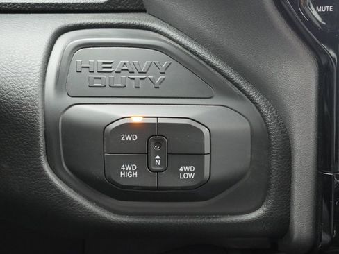 Used 2025 RAM 2500 Laramie image 22