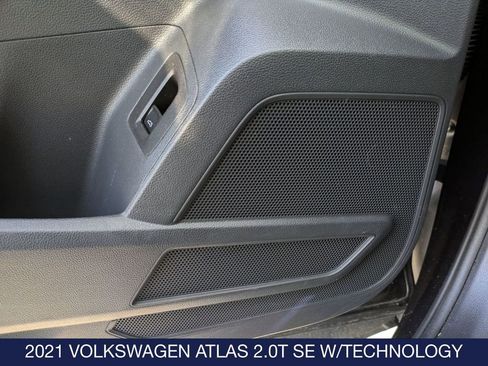 Certified 2021 Volkswagen Atlas SE image 15
