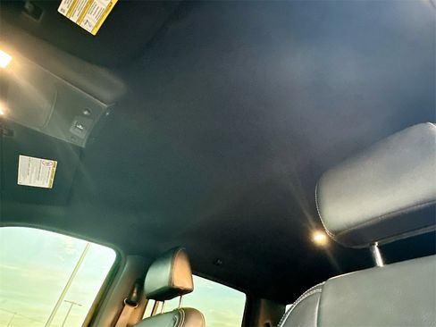 Used 2022 Ford F250 Lariat w/ Lariat Ultimate Package image 11