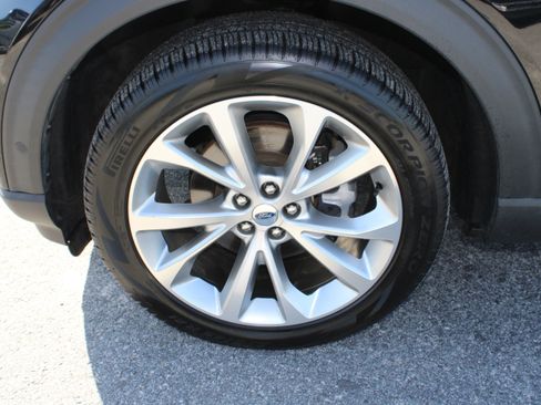 Used 2021 Ford Explorer Platinum w/ Equipment Group 601A AWD/4WD image 10