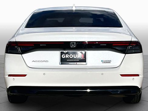 Used 2023 Honda Accord Touring image 5