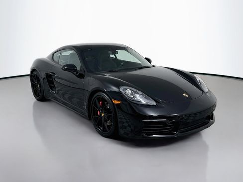 Certified 2018 Porsche 718 Cayman RWD image 7