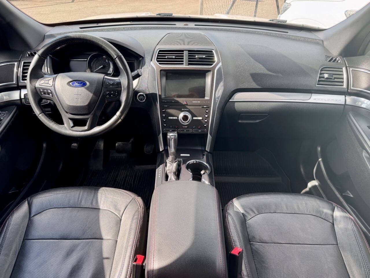 Used 2019 Ford Explorer Sport w/ Equipment Group 401A AWD/4WD image 16