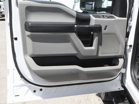 Used 2020 Ford F550 2WD Regular Cab Super Duty image 19