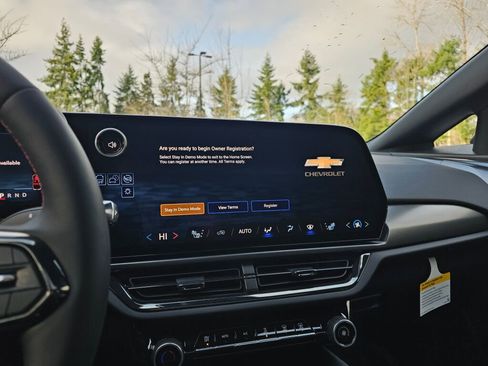 New 2026 Chevrolet Equinox EV RS image 16