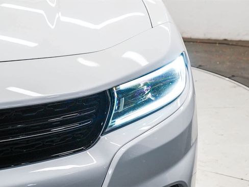 Used 2022 Dodge Charger SXT image 7