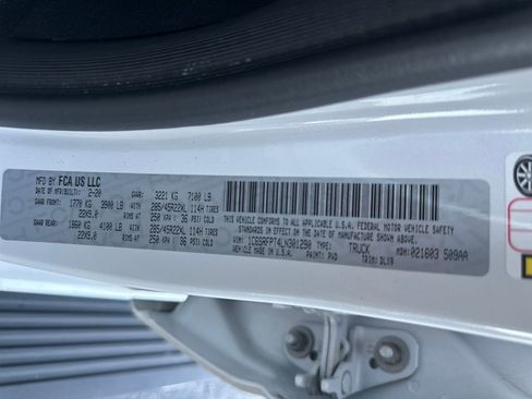 Used 2020 RAM 1500 Limited image 30