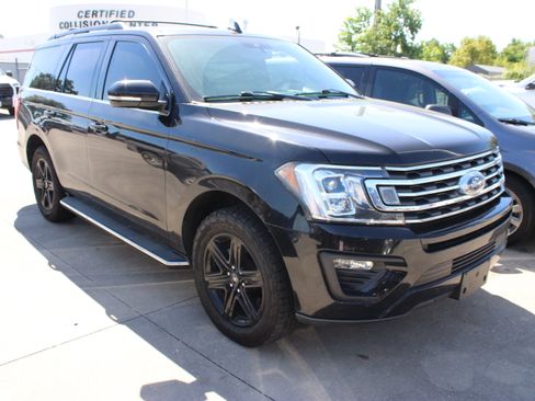 Used 2020 Ford Expedition XLT w/ Equipment Group 202A RWD image 2
