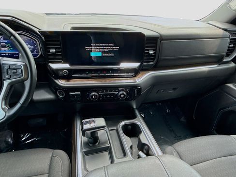 Used 2023 Chevrolet Silverado 1500 RST AWD/4WD image 25
