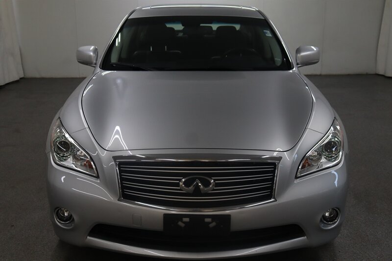 Used 2013 INFINITI M35 w/ Premium Pkg RWD image 2
