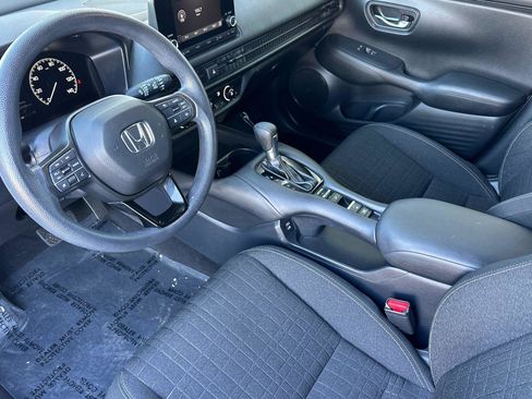 Certified 2024 Honda HR-V LX image 9