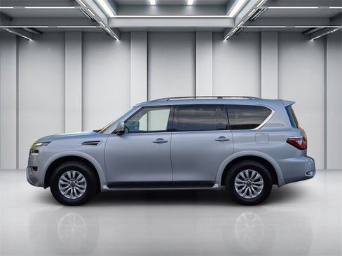 Used 2023 Nissan Armada SV image 7