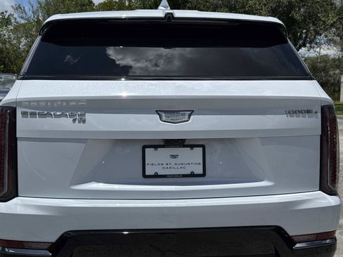 Used 2026 Cadillac Escalade IQ Sport 1 AWD/4WD image 10