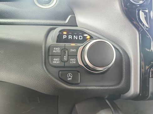 Used 2025 RAM 1500 Big Horn AWD/4WD image 25
