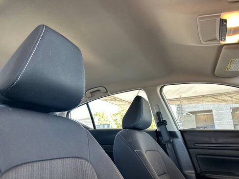 Used 2024 Nissan Altima 2.5 SV FWD image 15
