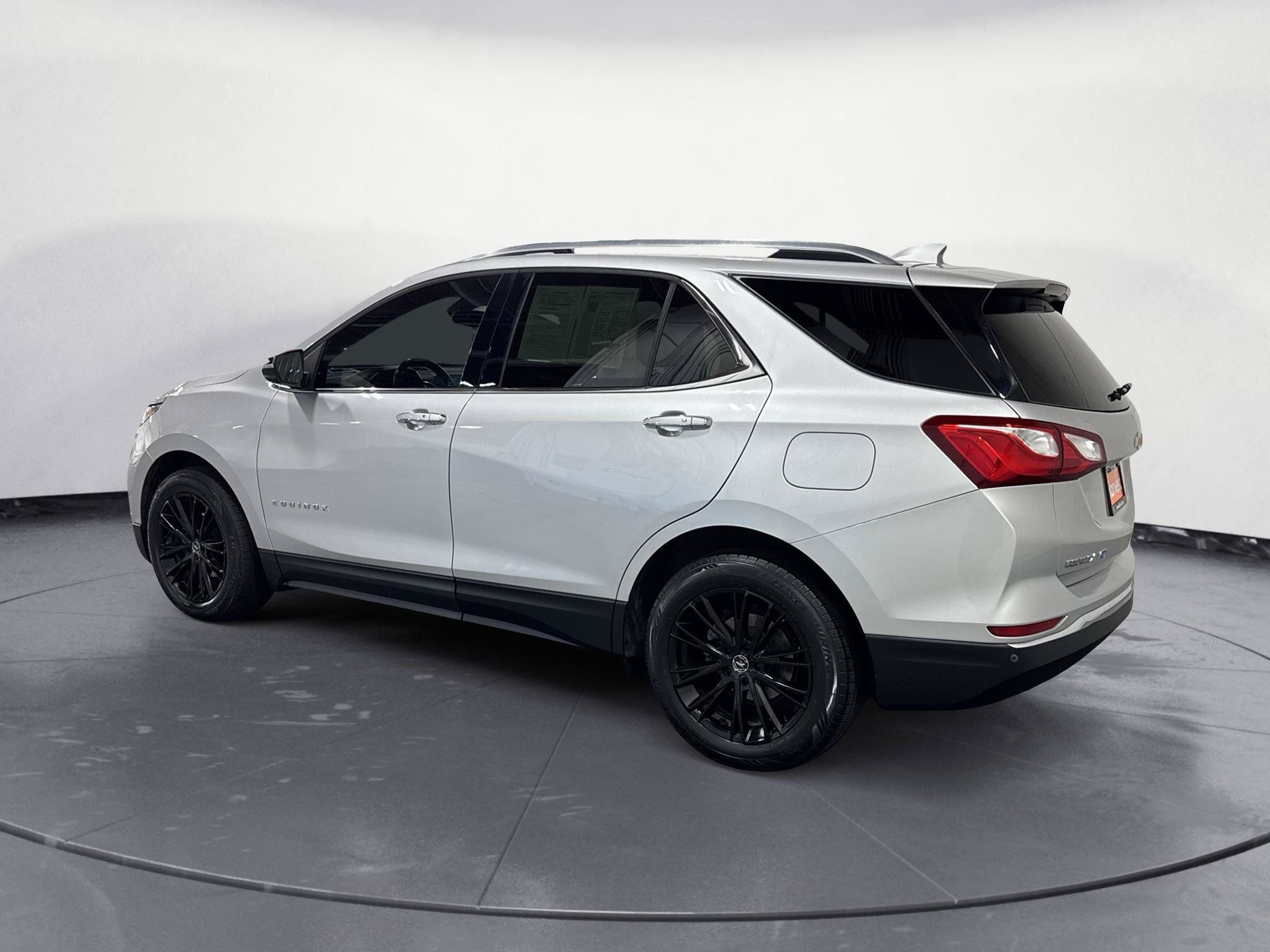 Used 2018 Chevrolet Equinox Premier AWD/4WD image 5