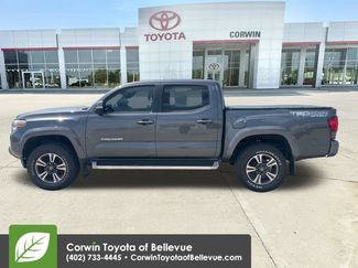 Used 2018 Toyota Tacoma TRD Sport AWD/4WD video 2