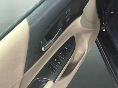 Used 2013 Honda Accord EX-L image 17