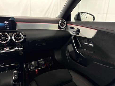 Certified 2023 Mercedes-Benz CLA 250 image 30