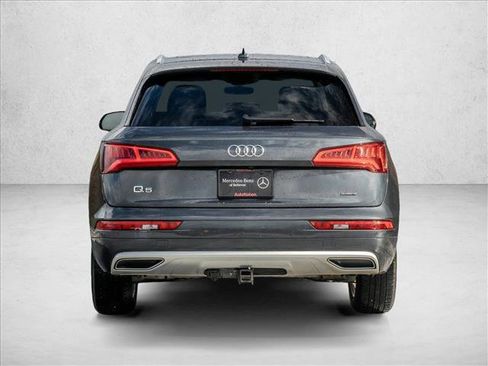 Used 2020 Audi Q5 2.0T Premium Plus w/ Premium Plus Package image 6