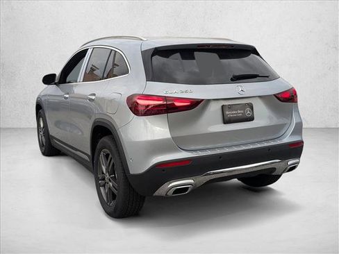 Certified 2025 Mercedes-Benz GLA 250 GLA 250 image 8