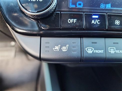 New 2025 Hyundai Elantra Limited image 23