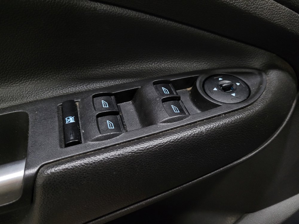 Used 2016 Ford Escape SE w/ SE Cold Weather Package AWD/4WD image 27