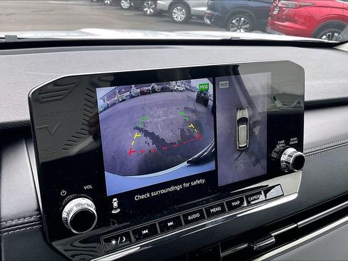 Used 2025 Mitsubishi Outlander LE image 21