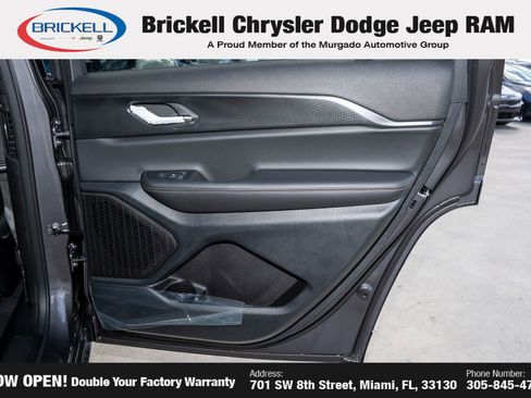 New 2025 Jeep Grand Cherokee L Altitude image 15