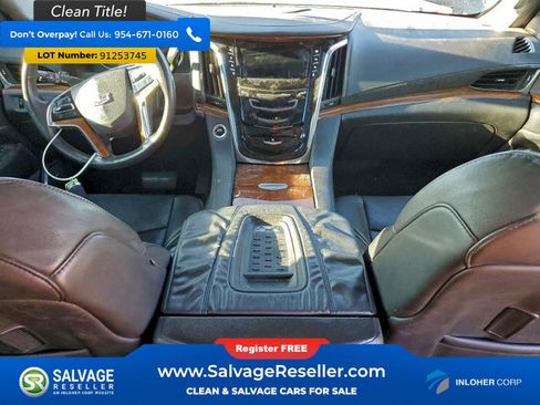 Used 2016 Cadillac Escalade Premium image 11