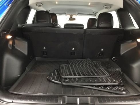 Used 2022 Jeep Cherokee Trailhawk w/ Trailer Tow Group AWD/4WD image 16