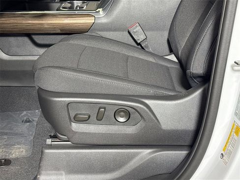 New 2026 Chevrolet Silverado 2500 LT w/ Trail Boss Package image 17