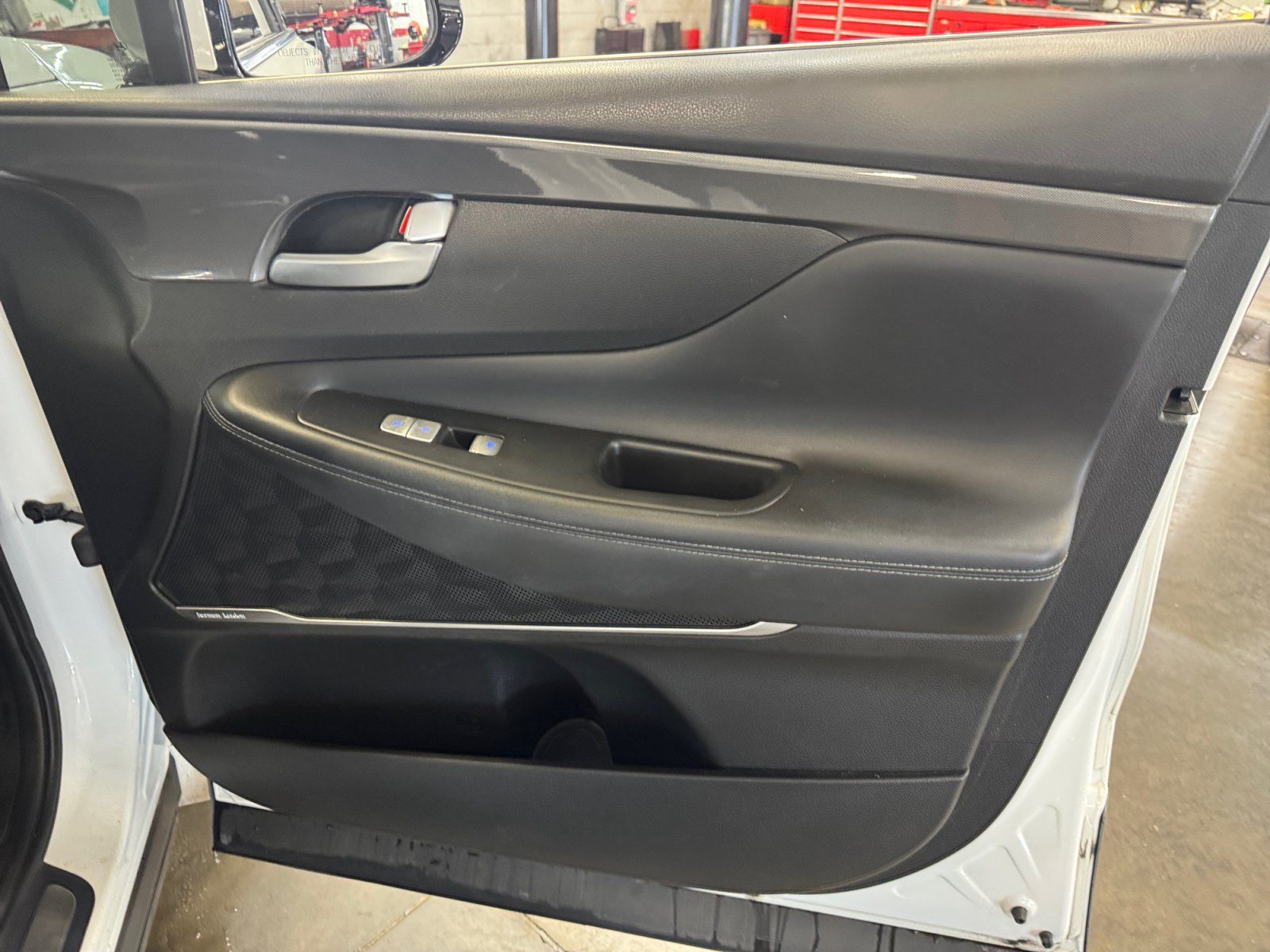 Used 2023 Hyundai Santa Fe Calligraphy FWD image 13