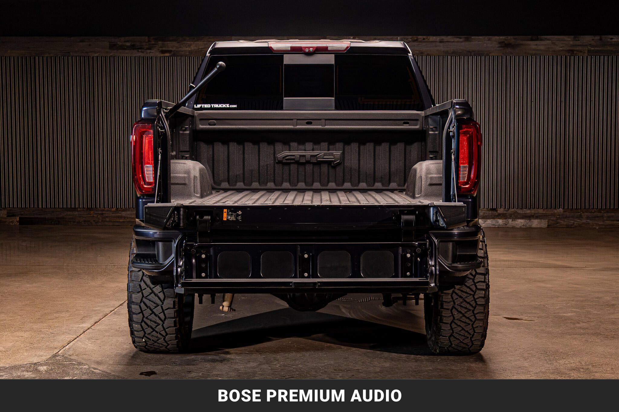 Used 2022 GMC Sierra 1500 AT4 w/ AT4 Premium Package AWD/4WD image 8