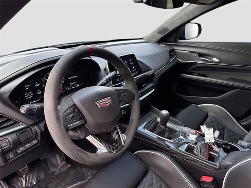 Used 2022 Cadillac CT4 V Blackwing w/ Technology Package image 9